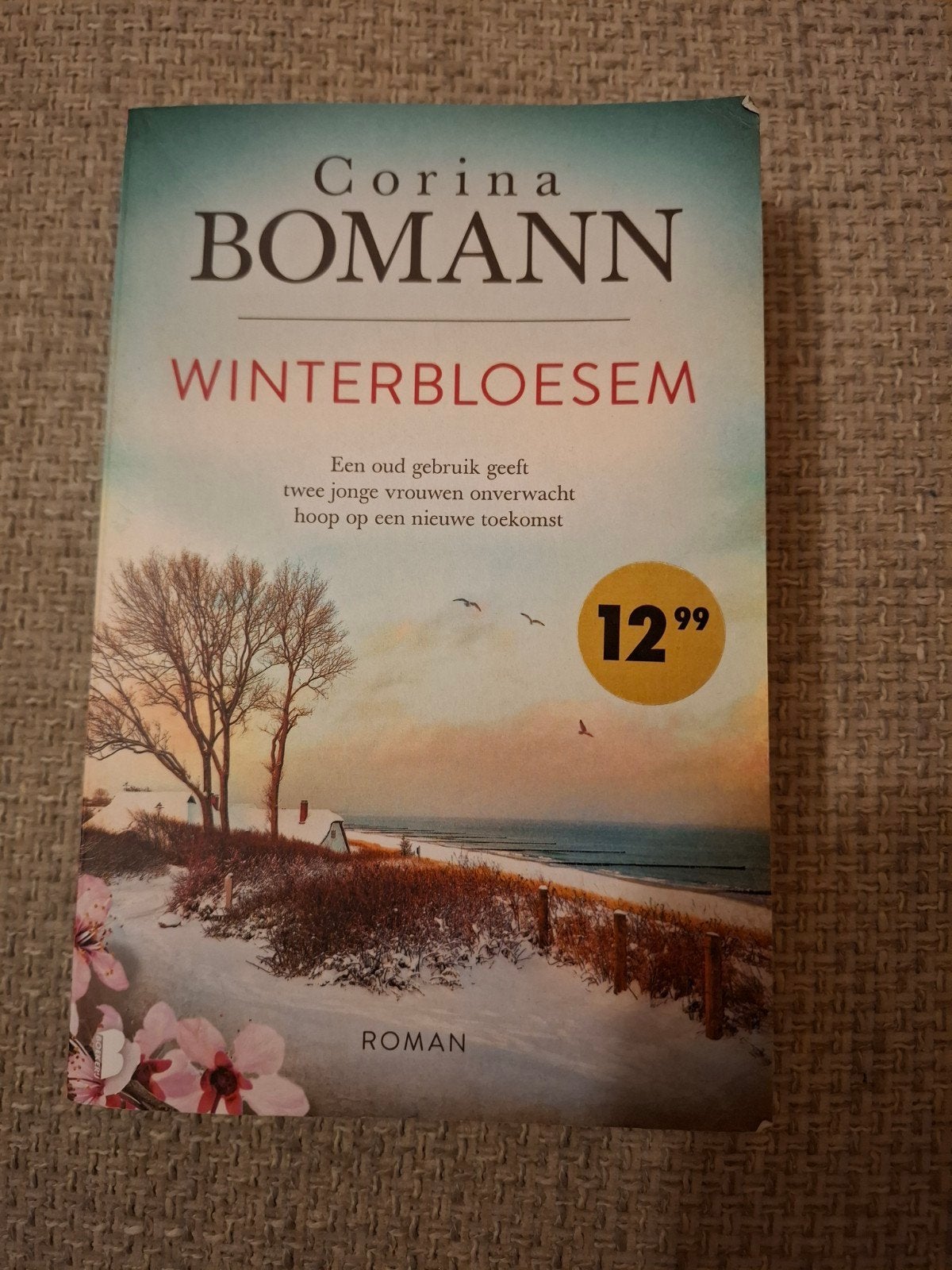 Corina Bomann - Winterbloesem, Ophalen of Verzenden, Corina Bomann