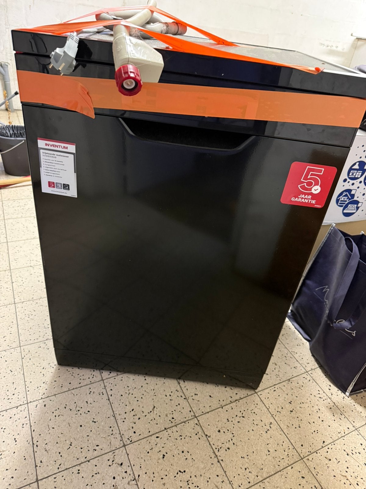 Inventum VVW6008AB vrijstaande vaatwasser, Elektronische apparatuur, Vaatwasmachines, Ophalen, Zo goed als nieuw, 85 tot 90 cm
