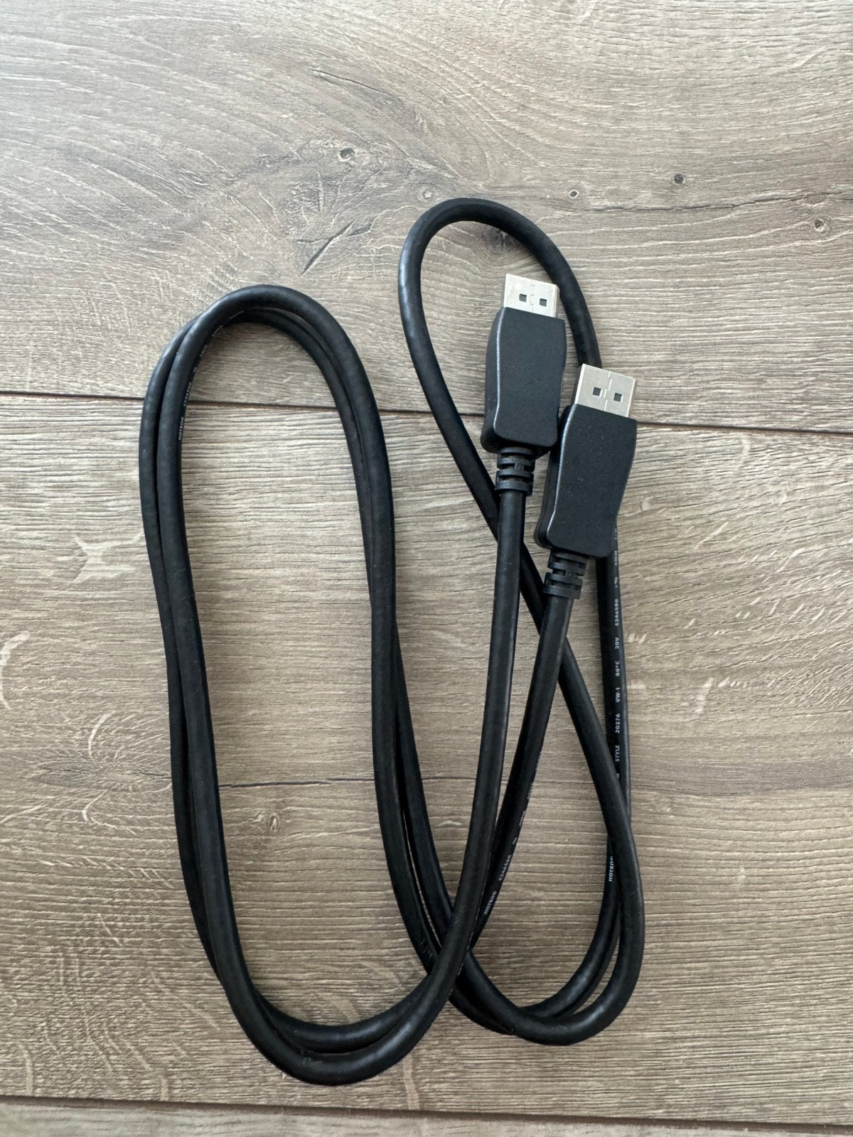 HDMI-kabel, Computers en Software, Pc- en Netwerkkabels, Ophalen of Verzenden, Zo goed als nieuw