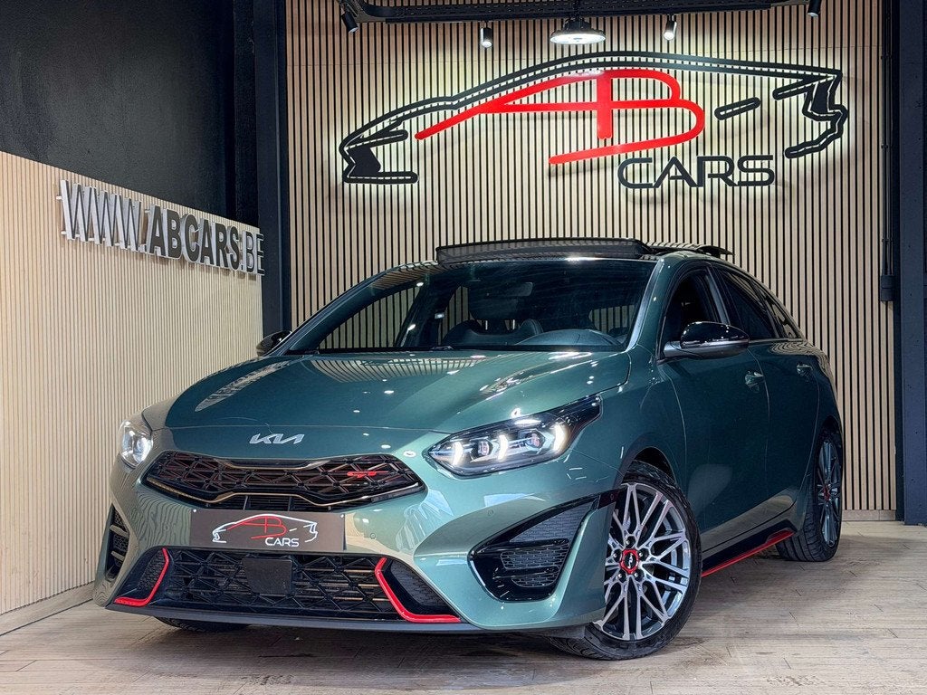 Kia ProCeed / pro_cee'd GT 1.6 T-GDi GT ISG DCT * GT SPORT *, Auto's, Kia, Automaat, Gebruikt, 4 cilinders, Leder