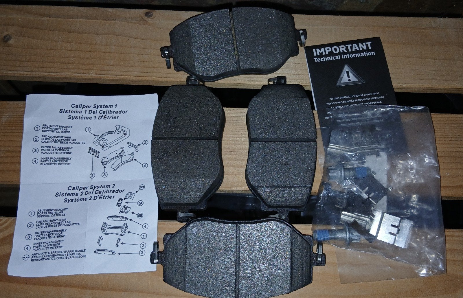 Plaquettes de frein (lot de 4 pièces pour essieu avant), Enlèvement ou Envoi, Neuf, Renault