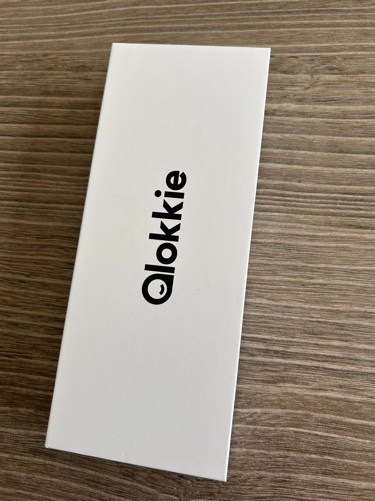 Montre connectée/traceur Qlokkie pour enfants, Enlèvement, GPS, Comme neuf