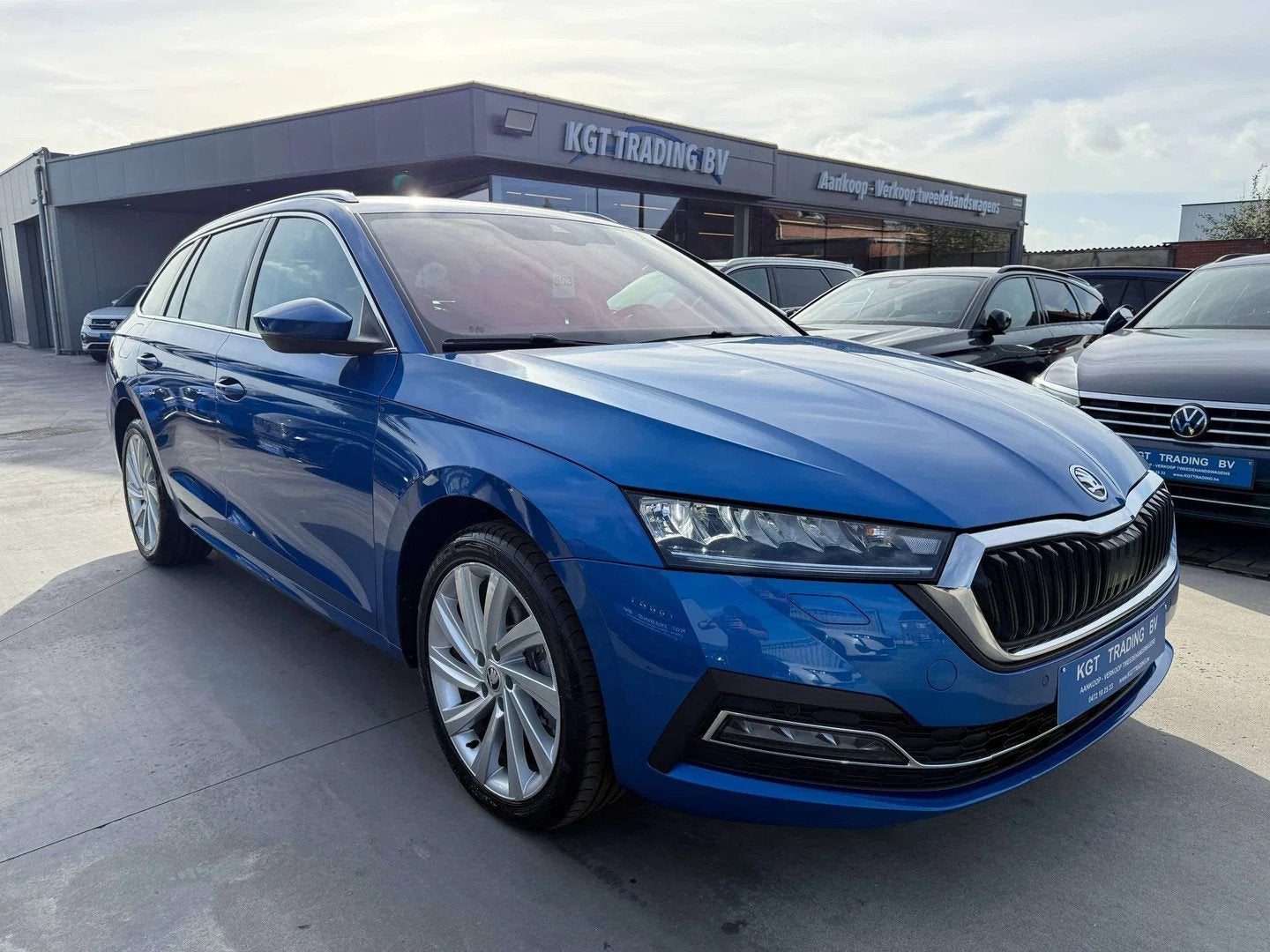 Skoda Octavia 1.4 TSI HYBRID AUTOMAAT FULL LED VIRTUAL COCKP, Auto's, Automaat, Stof, Gebruikt, Blauw