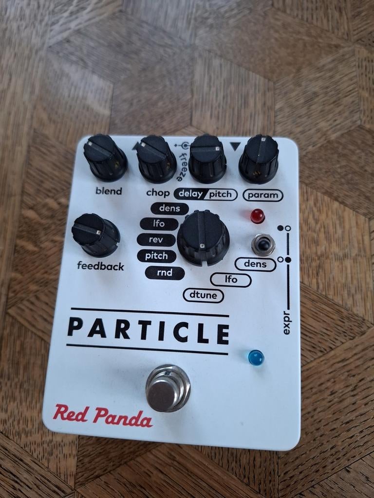 Red Panda particle V1, Muziek en Instrumenten, Ophalen