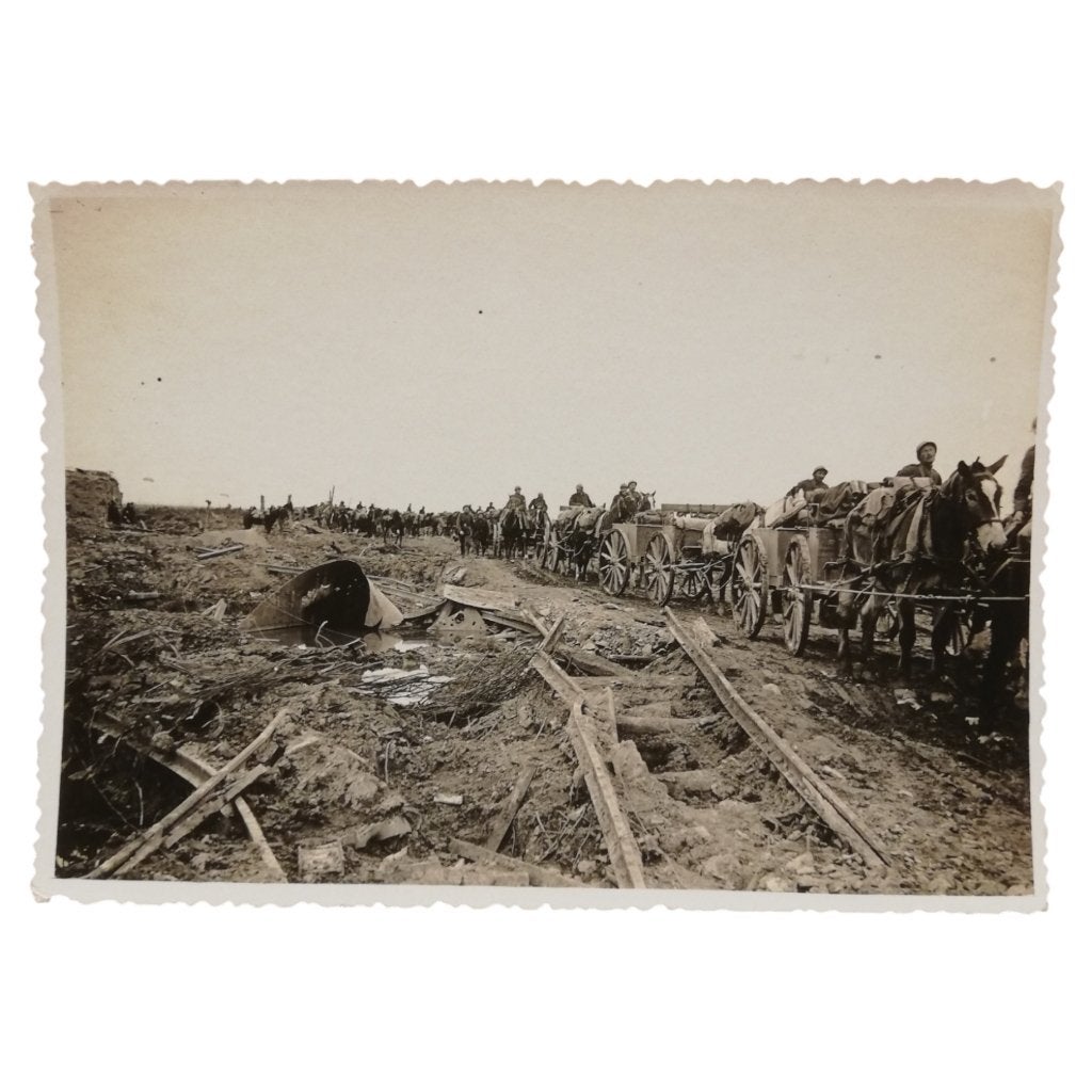 Photo de presse belge—Convoi de ravitaillement d'artillerie, Collections, Enlèvement ou Envoi, Armée de terre, Photo ou Poster