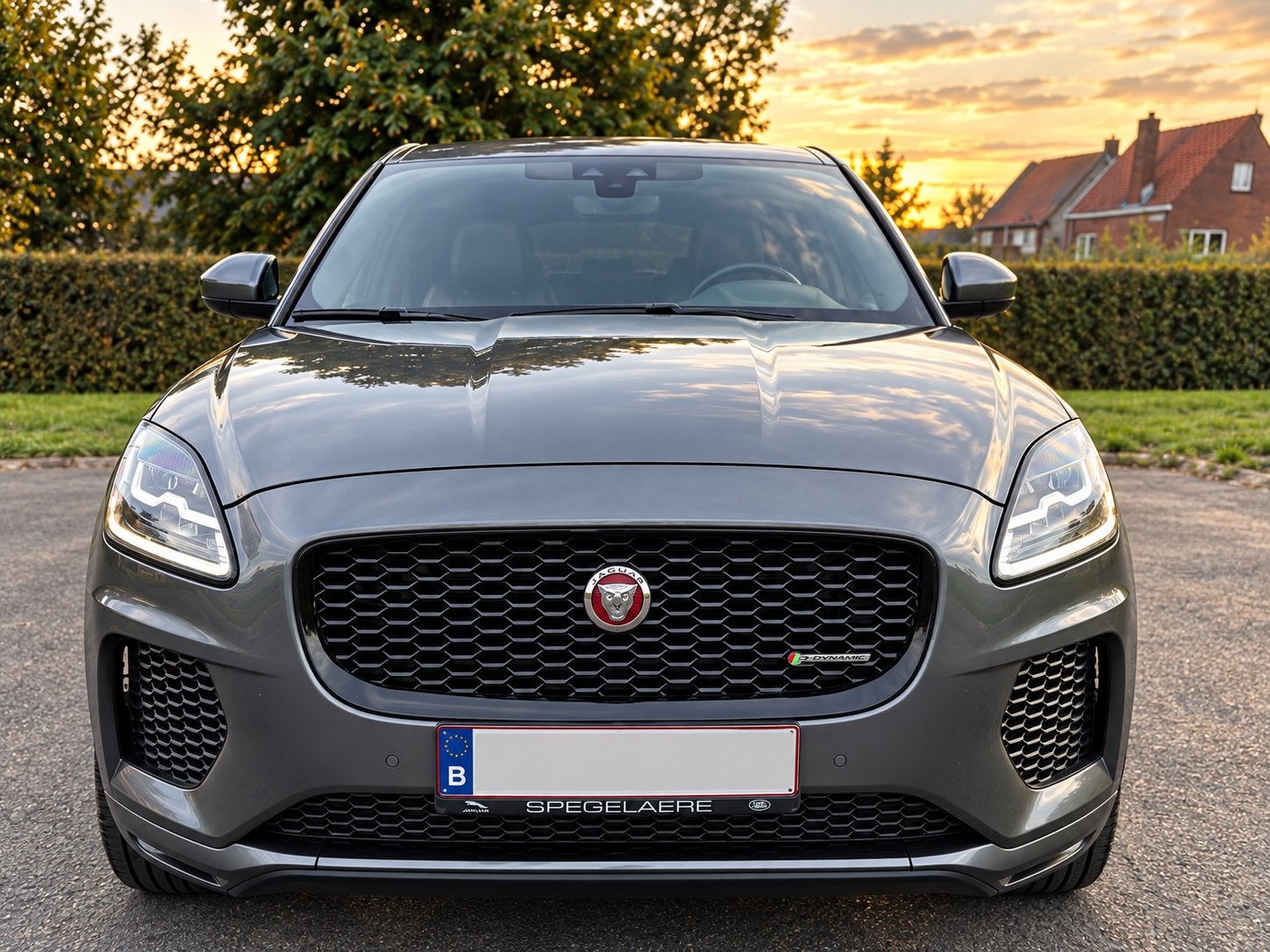 Jaguar E-Pace 2.0D R-Dynamics, Autos, Argent ou Gris, Achat, 174 g/km, Entretenue par le concessionnaire