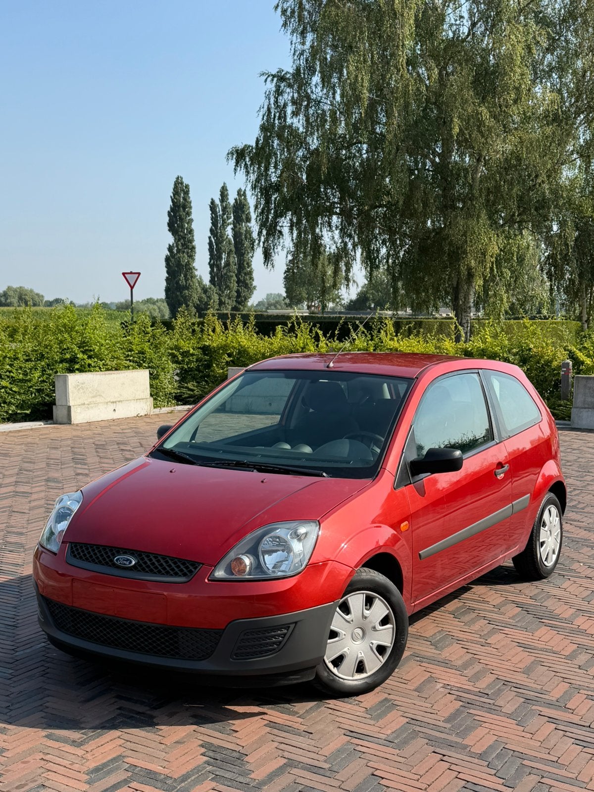 Ford fiesta 1.3 benzine 2007 + keuring, Auto's, Stof, Zwart, Particulier, Euro 4