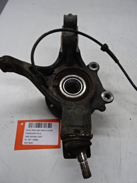 MOYEU DE ROUE AVANT GAUCHE Partner (GC / GF / GG / GJ / GK), Utilisé, Peugeot