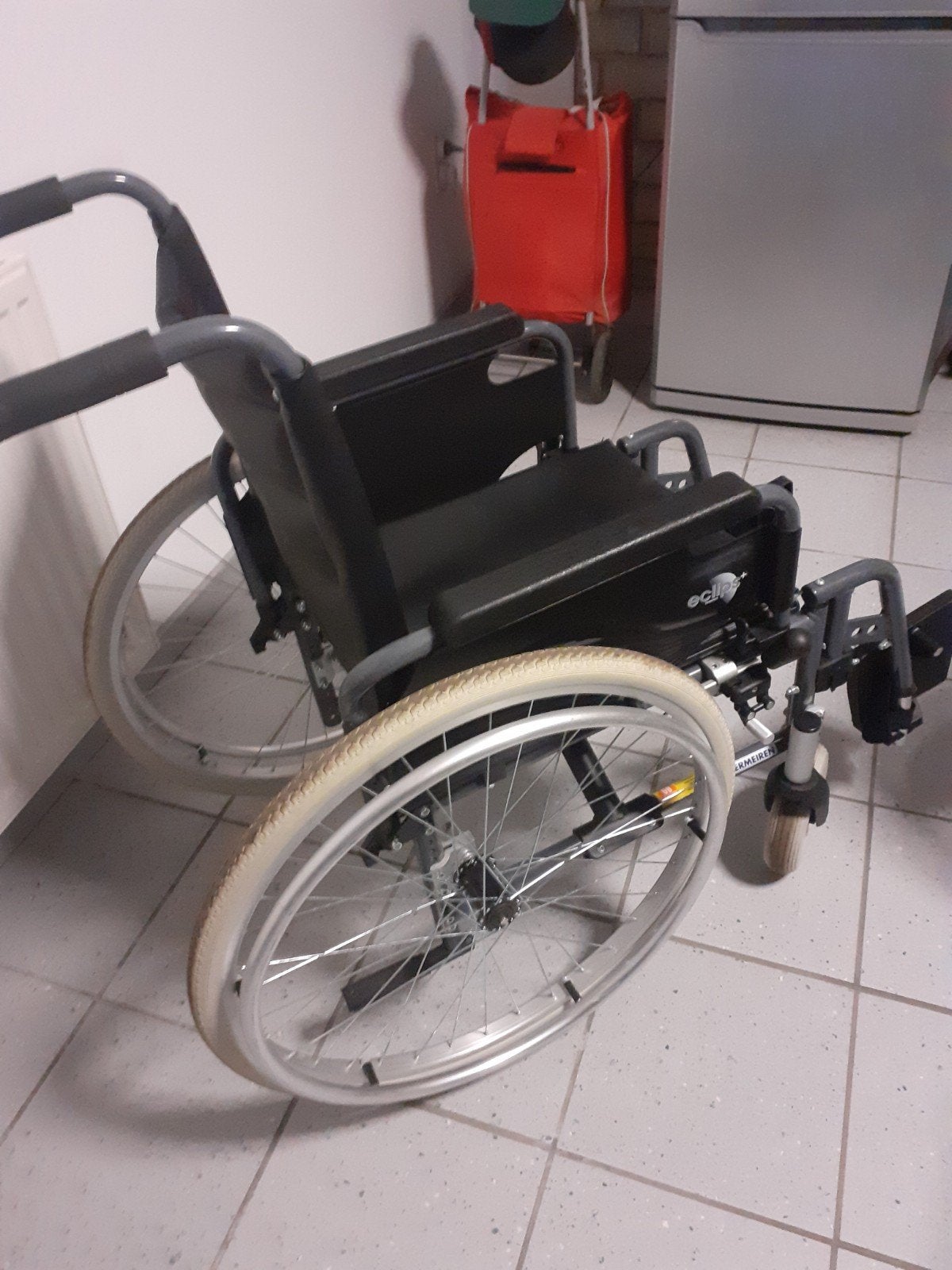 rolstoel, Divers, Chaises roulantes, Enlèvement, Pliant, Comme neuf, Fauteuil roulant à pousser