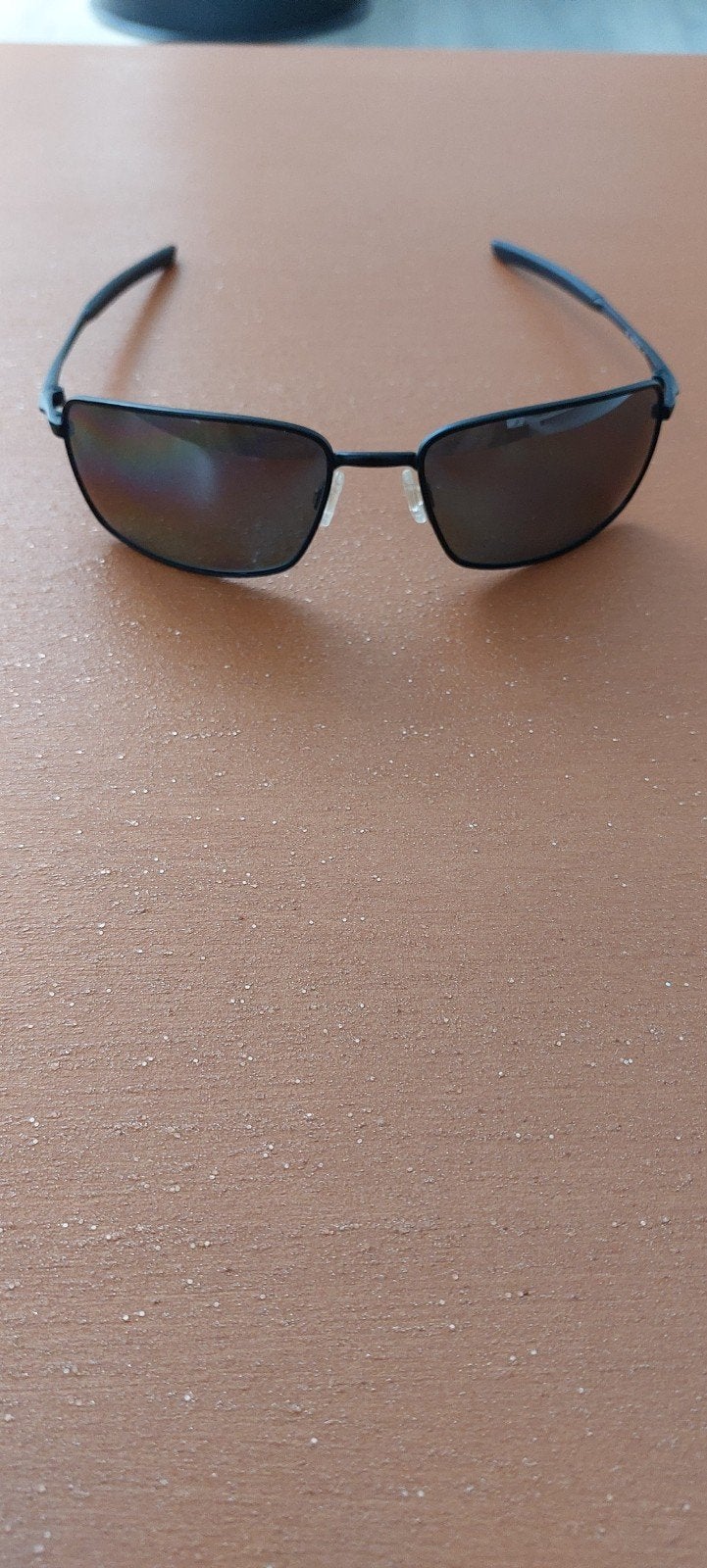 Lunettes de soleil homme Oakley, Comme neuf, Lunettes de soleil, Noir, Enlèvement