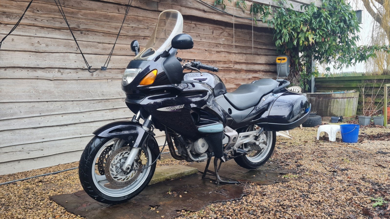 Honda Deauville 650 + Donor | 2000 | 109k km, Particulier