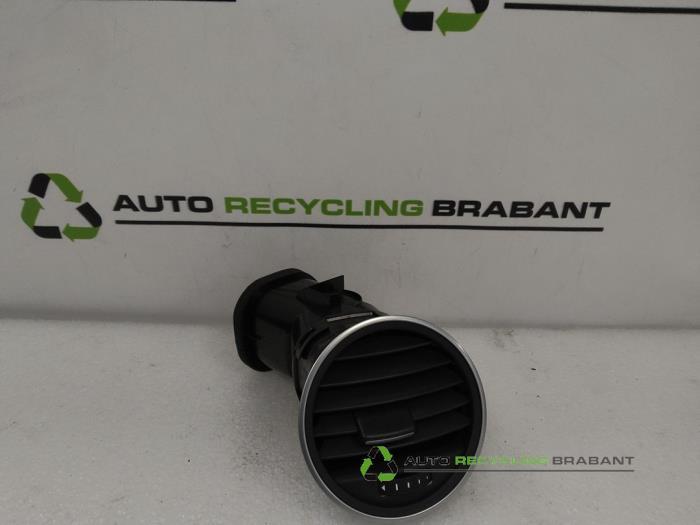 Grille aération tableau de bord d'un Volkswagen Beetle, -, 3 mois de garantie, Utilisé, -