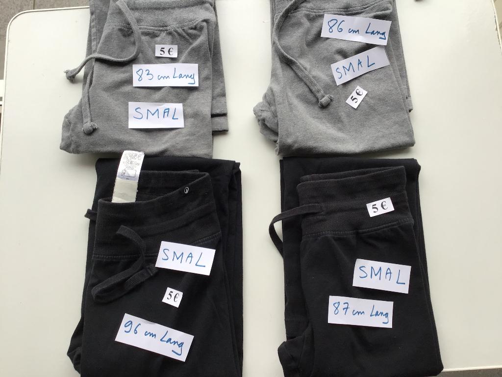 4 trainingsbroeken smal aan 5 euro per broek, Kleding | Dames, Broeken en Pantalons, Ophalen of Verzenden, Zo goed als nieuw, Maat 36 (S)