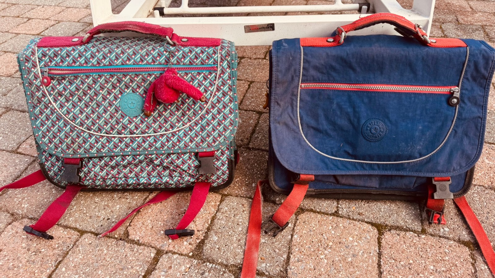 2 kipling boekentassen, Ophalen, Rugtas, 30 tot 40 cm, Gebruikt