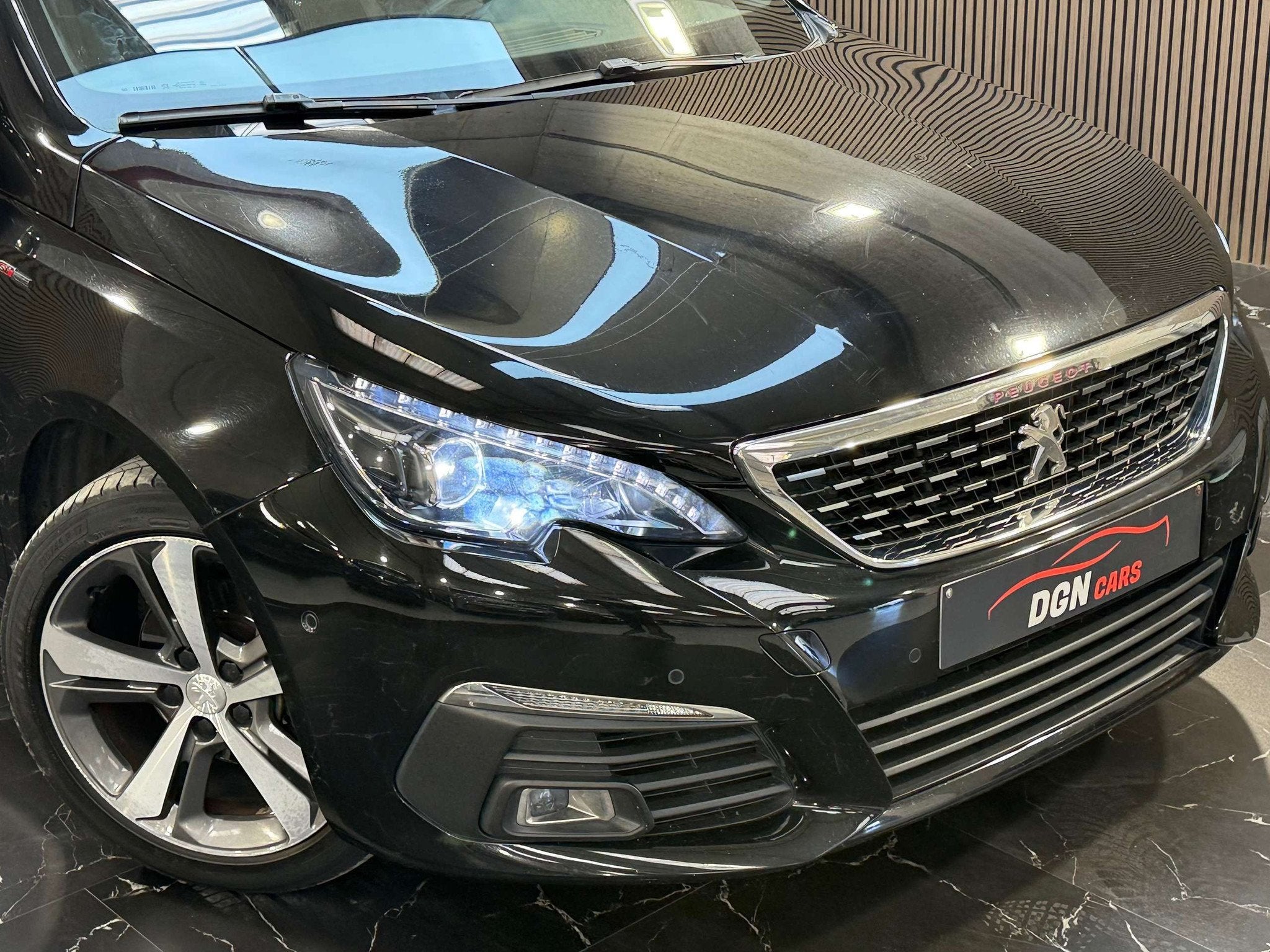 Peugeot 308 308 1.5 BlueHDi GT Line (EU6.2) (bj 2018), Auto's, Zwart, 4 cilinders, Zwart, Bi-Xenon koplampen