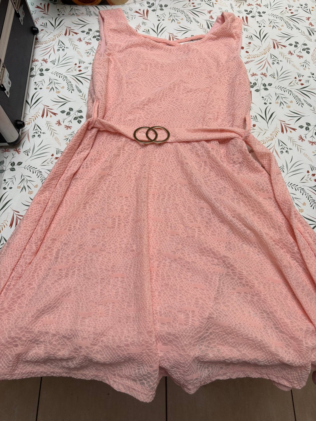 Zalmroze kleedje met riem, Kleding | Dames, Knielengte, Roze, Gedragen, Ophalen