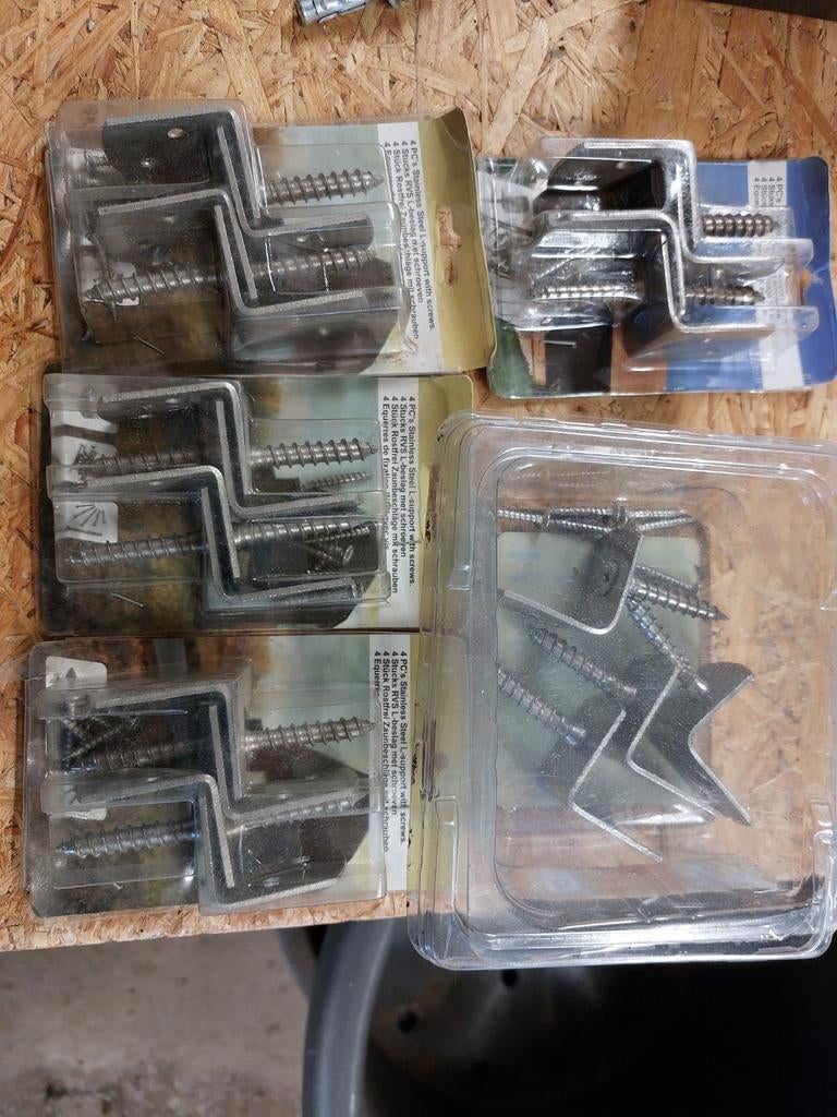 RVS (inox) L-beugels / hoeksteunen met houtschroeven,, Doe-het-zelf en Bouw, Ophalen, Inox