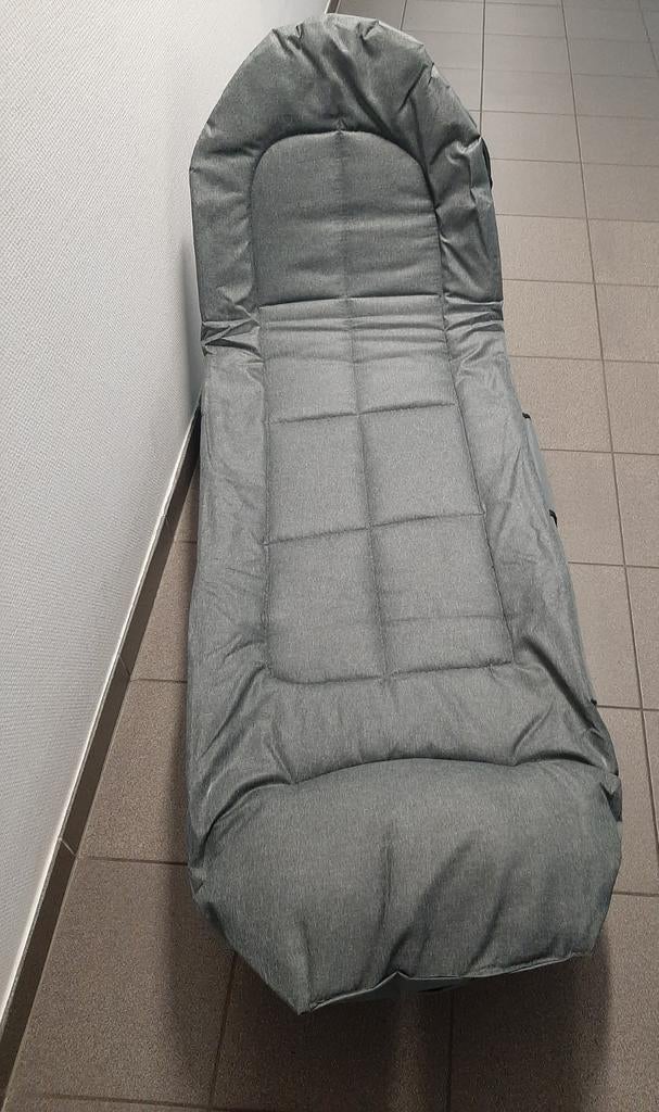 Eénpersoonsbed, plooibaar - NIEUW, nooit gebruikt., Auto diversen, Autohoezen, Ophalen