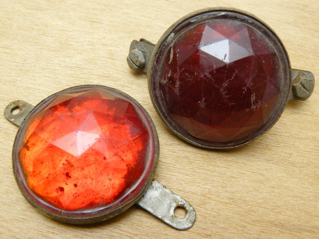 Antieke fietsreflectoren (geslepen glas), Ophalen of Verzenden