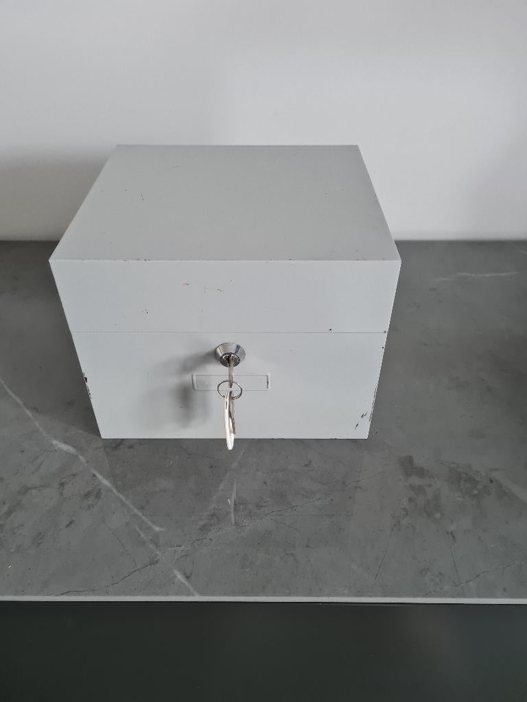 vintage metalen fichebak - steekkaartenbak met sleutel, Ophalen of Verzenden