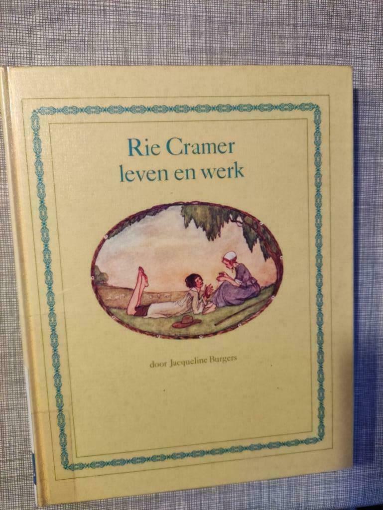 Rie Cramer leven en werk, Ophalen of Verzenden, Gelezen
