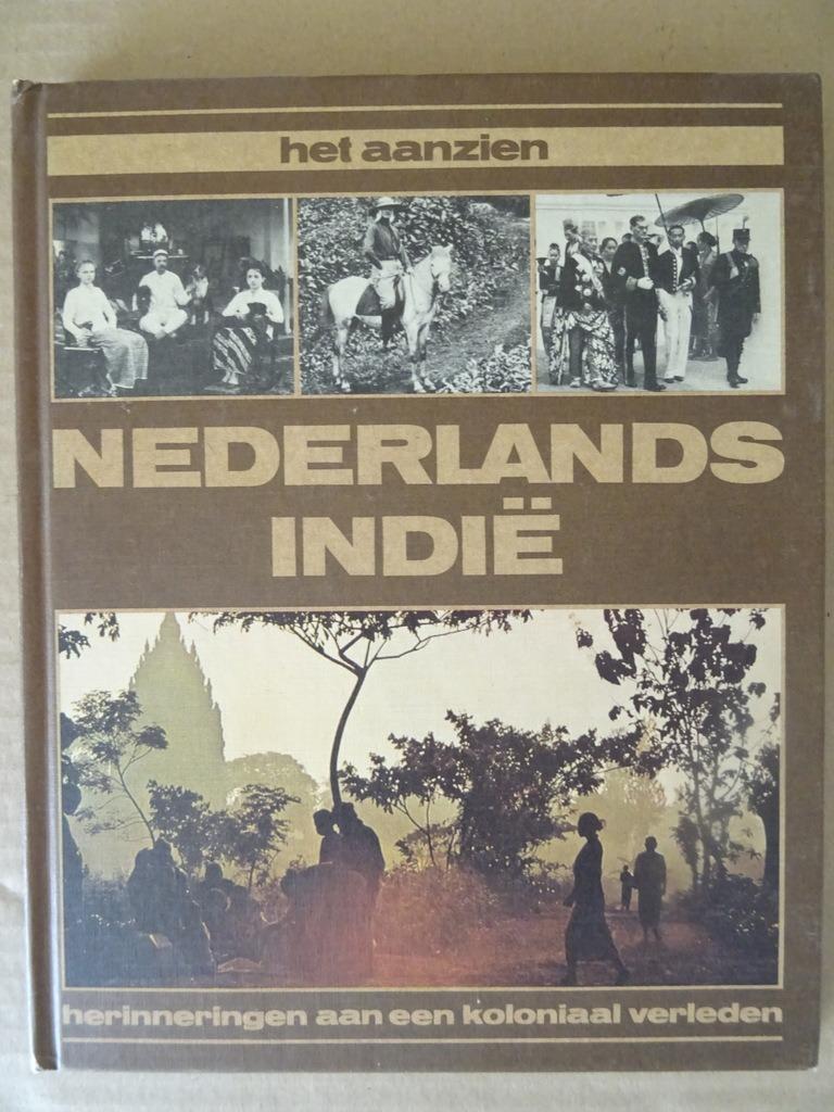 Frans Naeff Het aanzien van Nederlands Indië Indonesië 1978, Boeken, Geschiedenis | Wereld, Gelezen, Azië, 20e eeuw of later, Ophalen of Verzenden