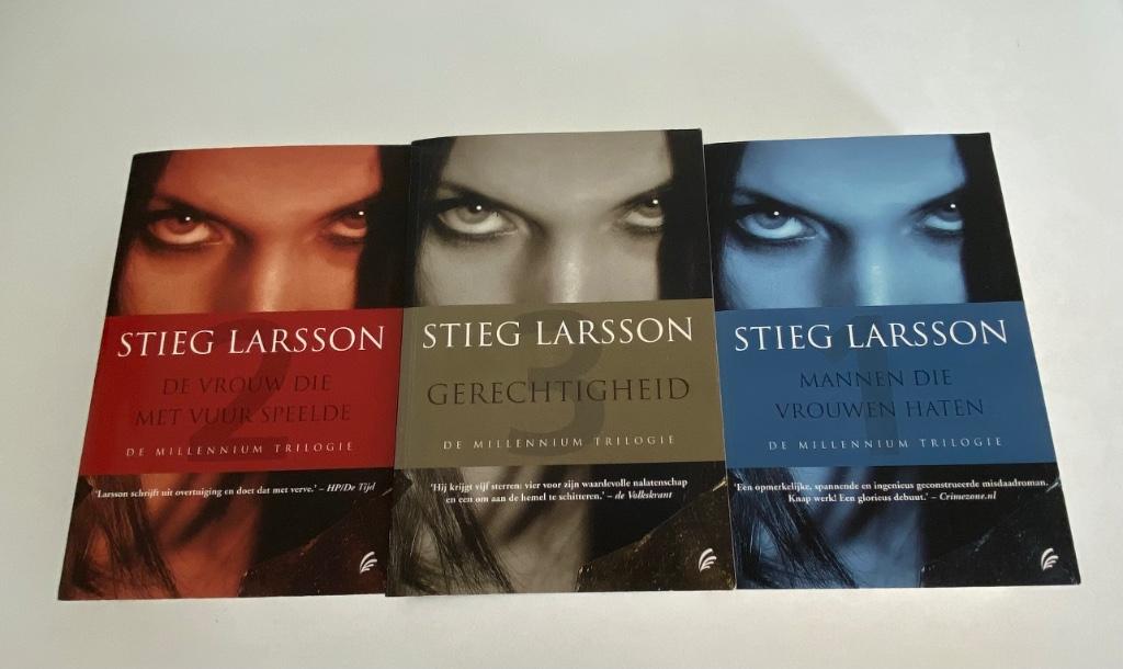 Millennium-trilogie van Stieg Larsson, Boeken, Thrillers, Gelezen, België, Ophalen of Verzenden