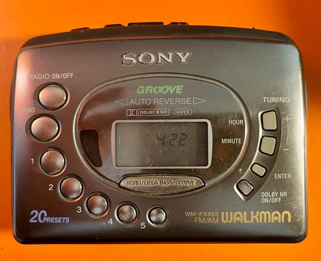 Walkman Sony WM-FX465 cassette HS + radio, Enlèvement, Walkman ou Baladeur