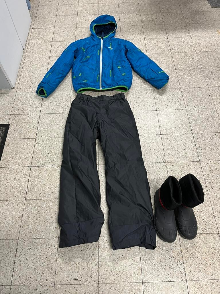 Skipak en winterschoenen voor kinderen van 12-14 jaar, Enlèvement, Comme neuf