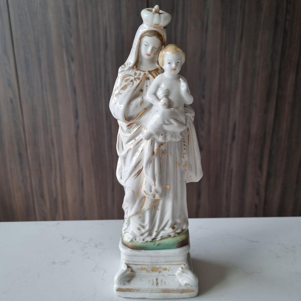 Madonna met kind en stolp, Enlèvement