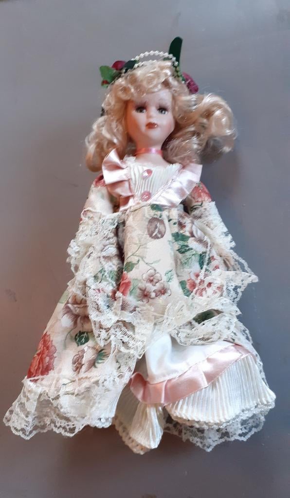 poupée en porcelaine de collection, Enlèvement ou Envoi, Comme neuf, Poupée
