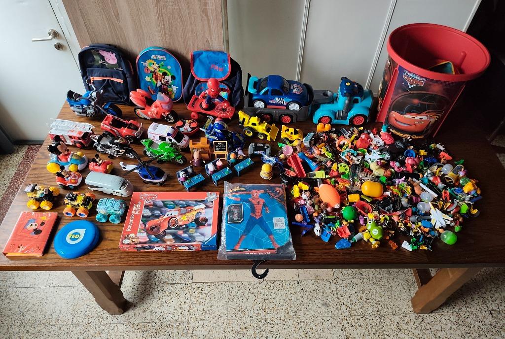 Gros lot jouets divers, Enfants & Bébés, Enlèvement