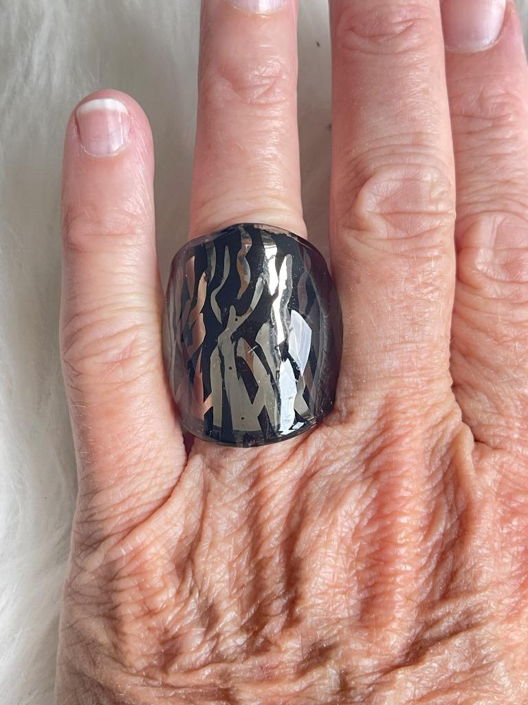 Grote glazen Murano ring, Handtassen en Accessoires, Overige materialen, Zwart, Ophalen of Verzenden, Zo goed als nieuw