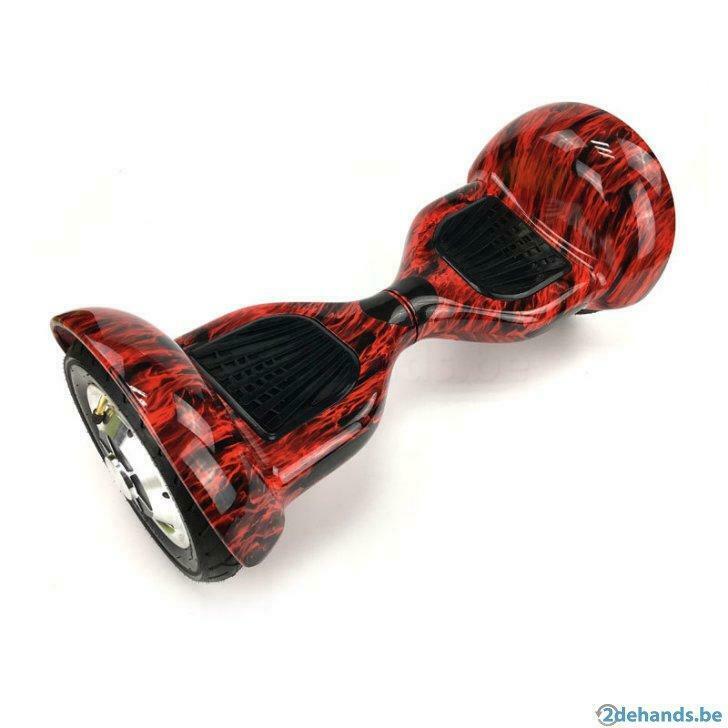 Hoverboard 10 pouces. Red Flame, pneus Bluetooth, Enlèvement ou Envoi, Neuf