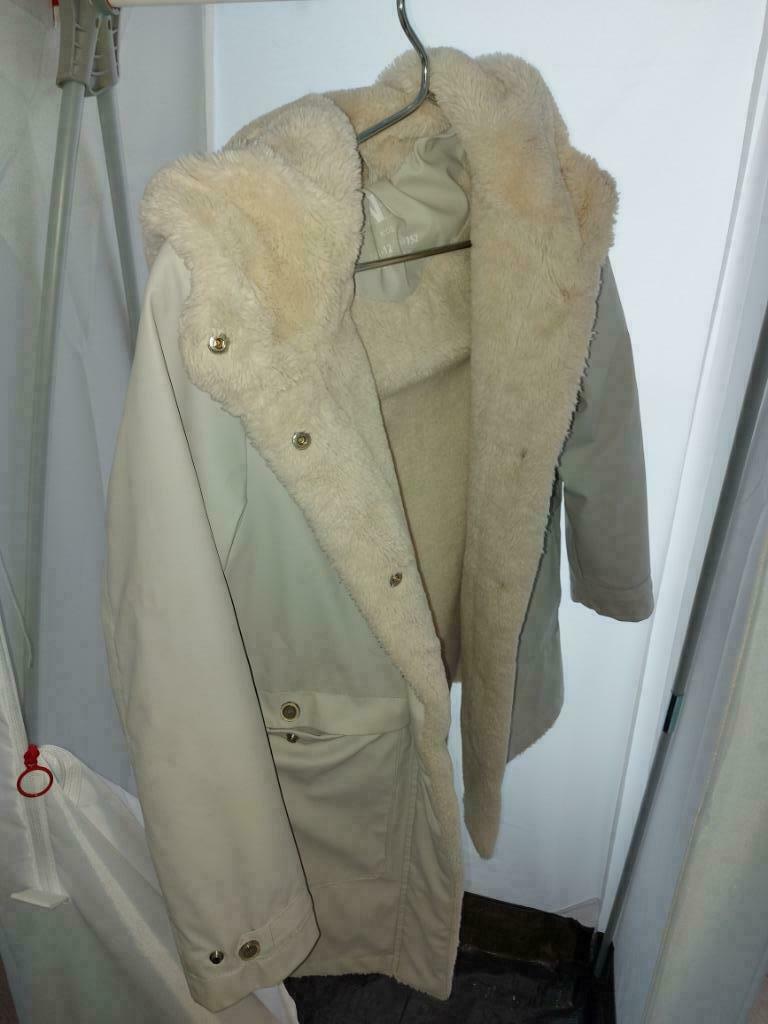Manteau/Vest Zara Taille 11-12 ans, Enfants & Bébés, Enlèvement, Utilisé, Zara, Fille