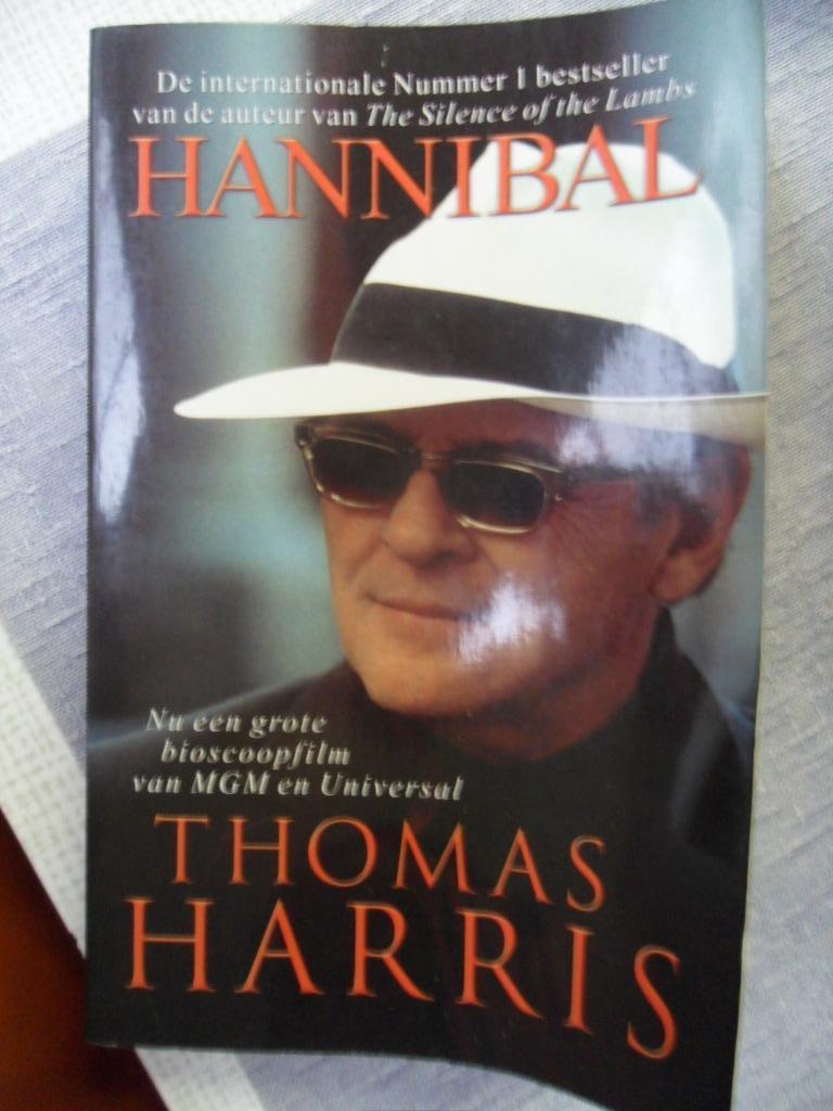 keuze uit 2 boeken Thomas Harris, Verzenden