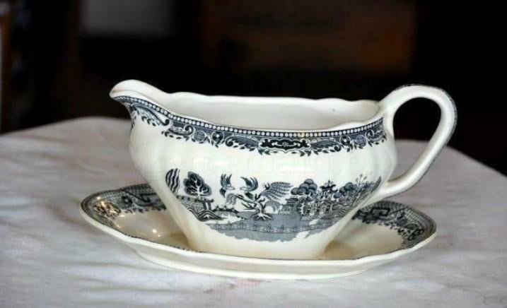saucière monobloc faience nimy decor willow, Antiek en Kunst, Antiek | Keramiek en Aardewerk, Ophalen of Verzenden