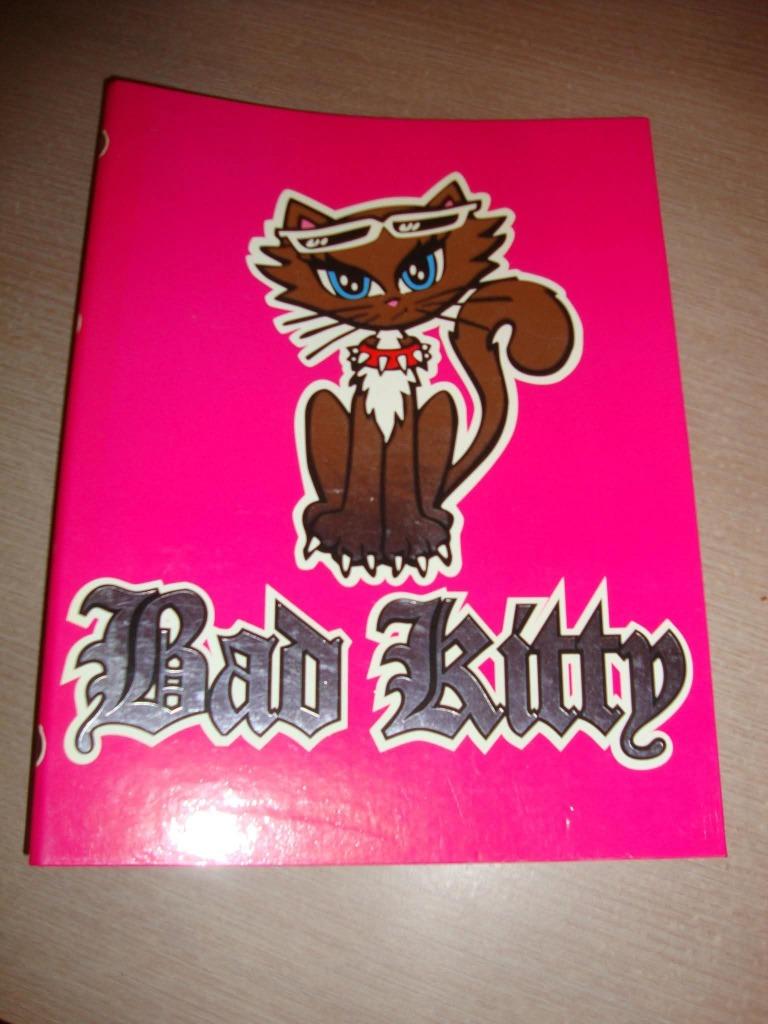 Classeur Bad Kitty, Divers, Envoi, Comme neuf