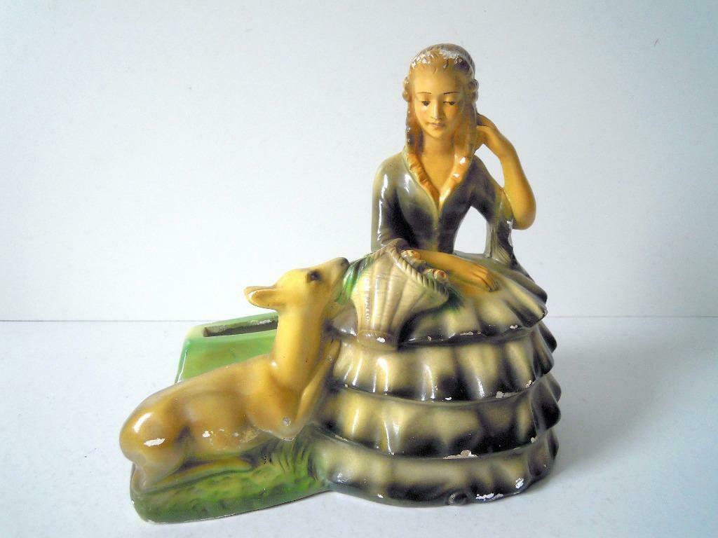 Statue Art Déco numérotée d'une dame avec une jeune biche, Antiquités & Art, Envoi