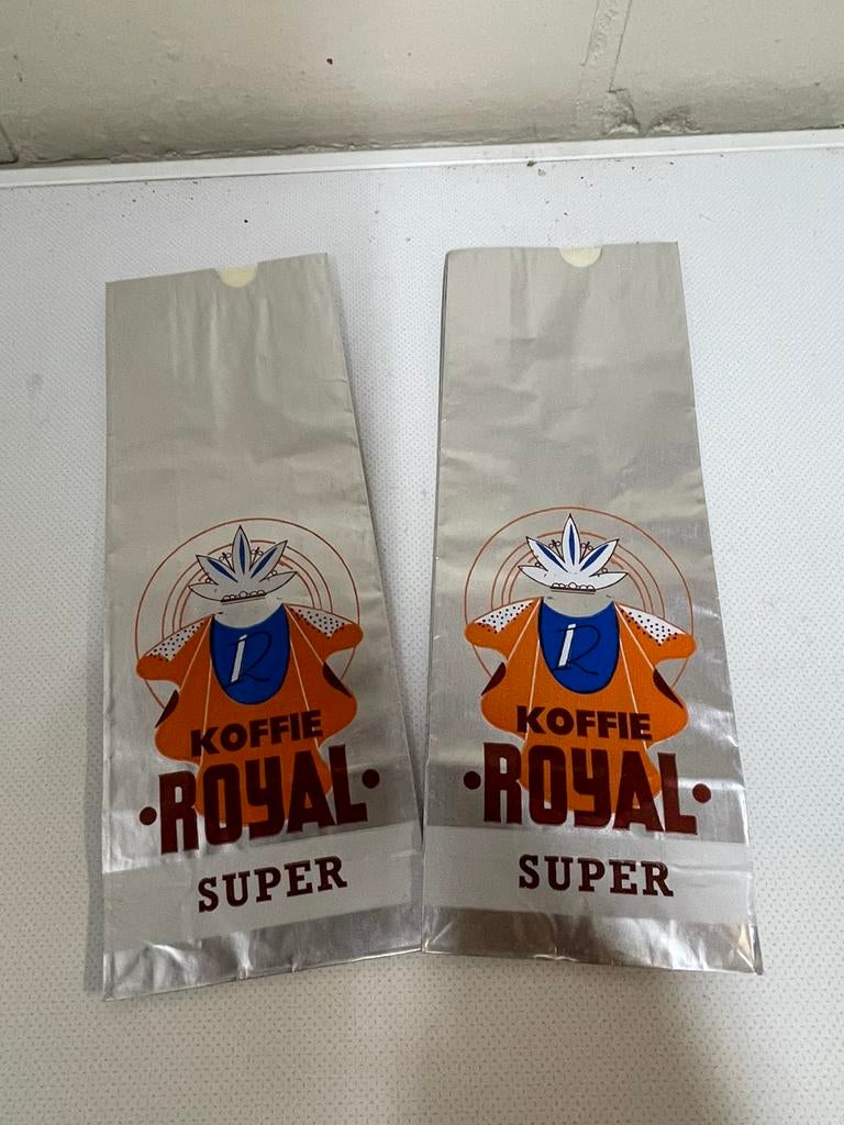 Koffie zal 2 stuks koffie royal super, Verzamelen, Merken en Reclamevoorwerpen, Ophalen of Verzenden, Zo goed als nieuw