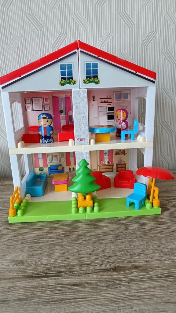 Eerste poppenhuisje, Ophalen, Zo goed als nieuw
