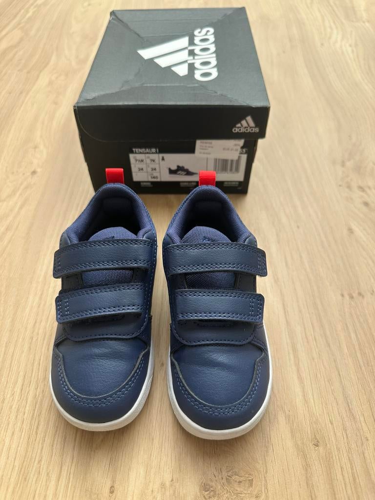 Chaussures de sport Adidas taille 24 neuves, Comme neuf, Enlèvement, Chaussures de sport, Adidas
