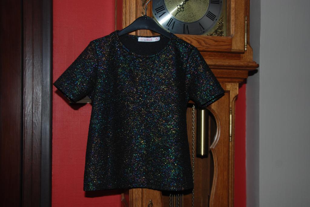 Kerst Zwart glitter party T-shirt met korte mouwen T128cm, Overige typen, Meisje, Ophalen of Verzenden, Zo goed als nieuw