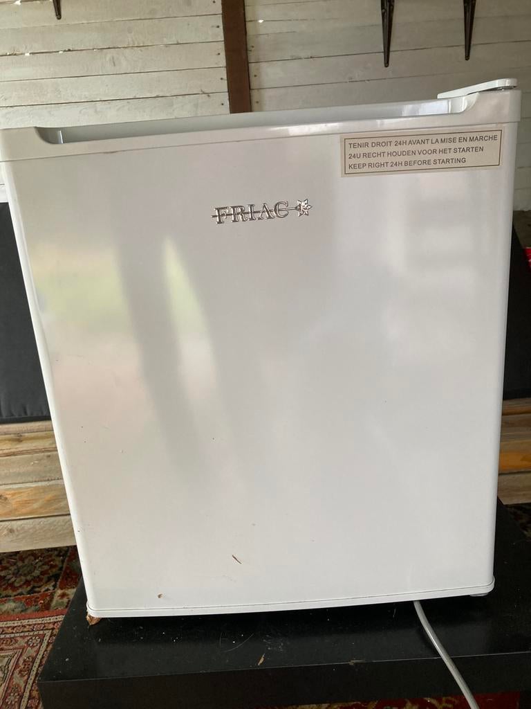 Tafelmodel koelkast Friac (student), Gebruikt, Minder dan 85 cm, Minder dan 60 cm, Vrijstaand