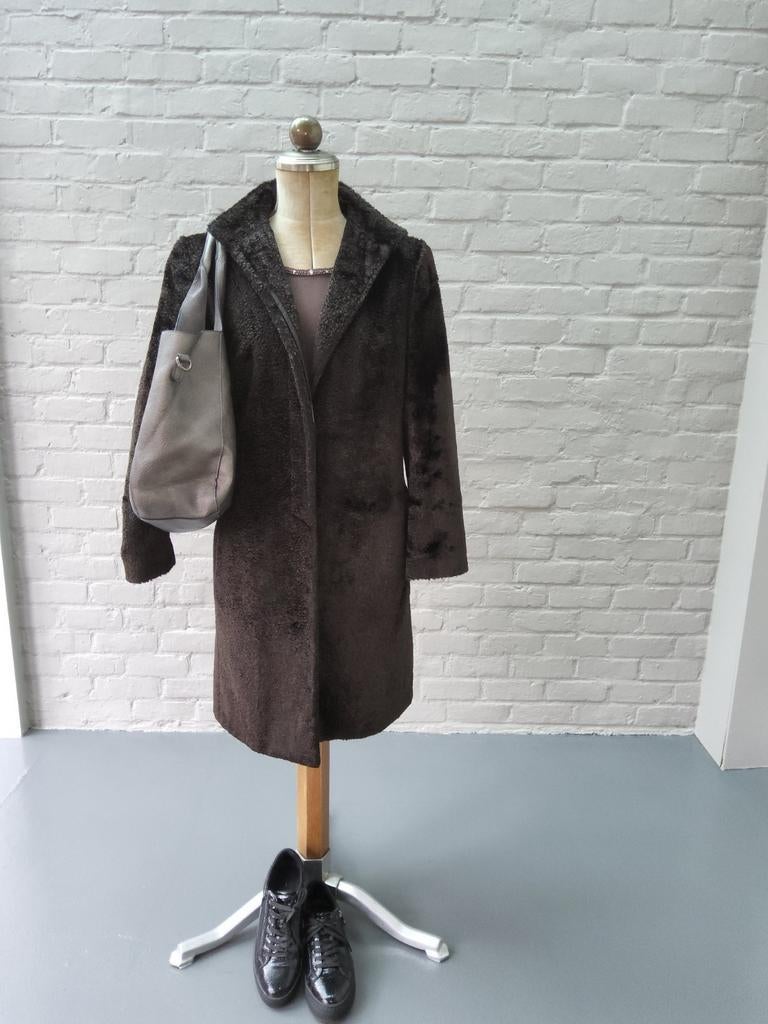 Prachtige donkerbruine lange mantel Sophia Pigozzi, Ophalen of Verzenden, Gedragen, Maat 38/40 (M), Bruin