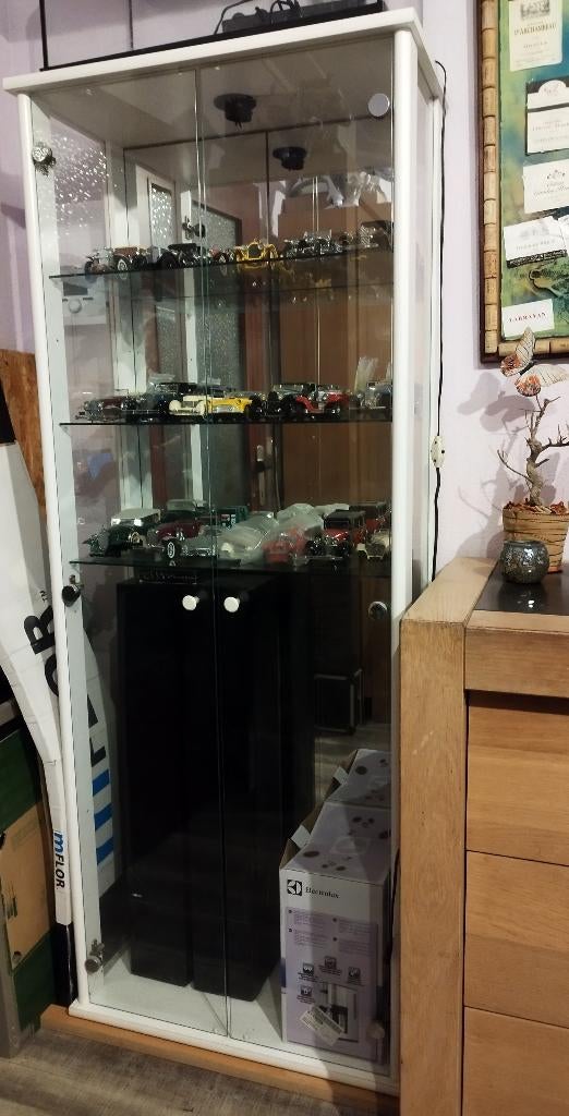 vitrine, 3 étagères en verre H1m80, 25 à 50 cm, 150 à 200 cm, Utilisé, 50 à 100 cm