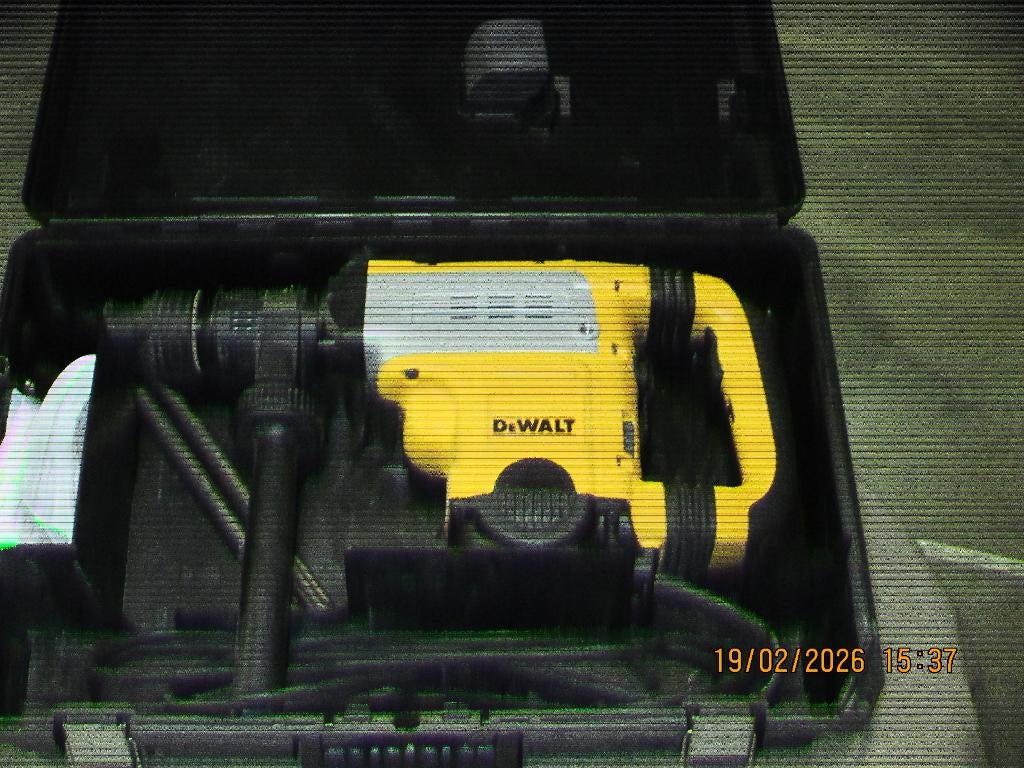 DEWALT DRILL HAMMER D2570K, Ophalen, 600 watt of meer, Boor- en/of Breekhamer, Zo goed als nieuw