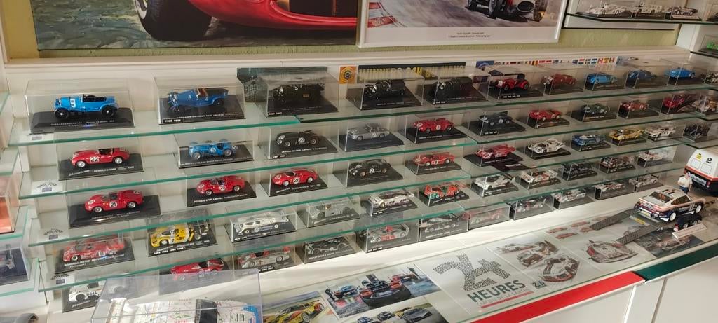 Circuit du Mans 24H Collection représentant diverses années, Ophalen, Zo goed als nieuw, Auto's