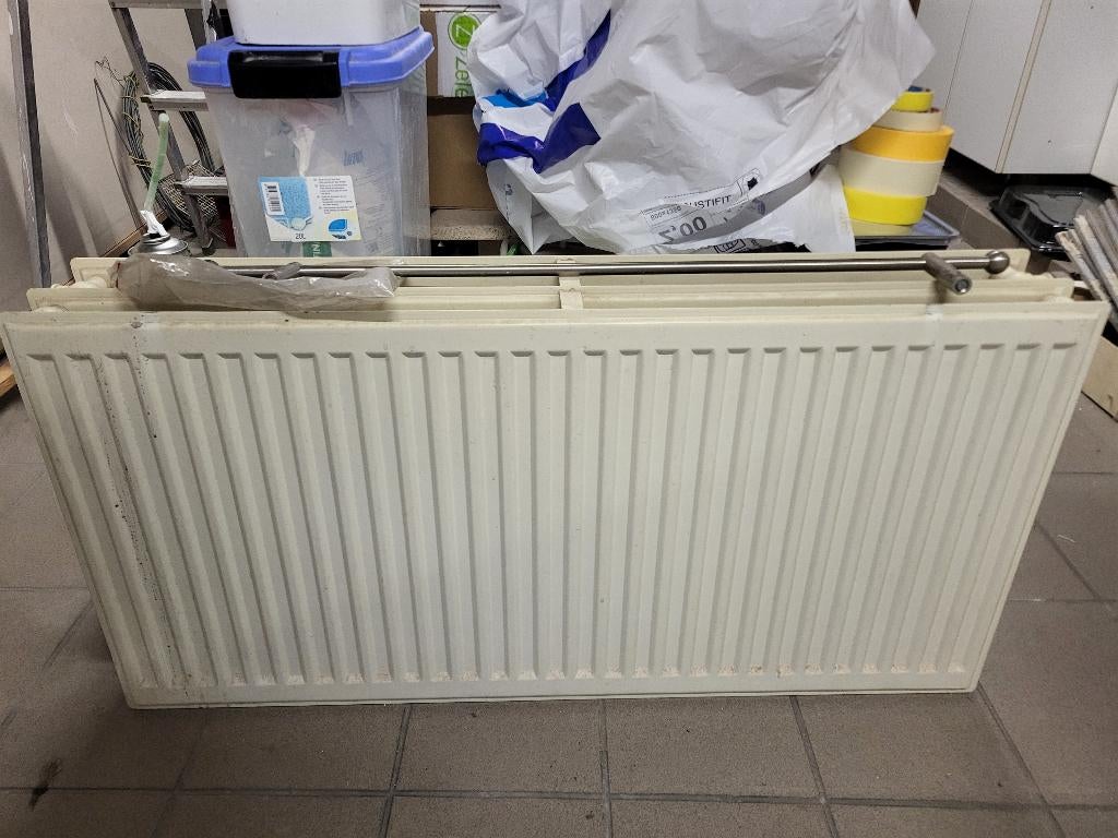 Radiator te koop, Ophalen, 30 tot 80 cm, Radiator, Zo goed als nieuw