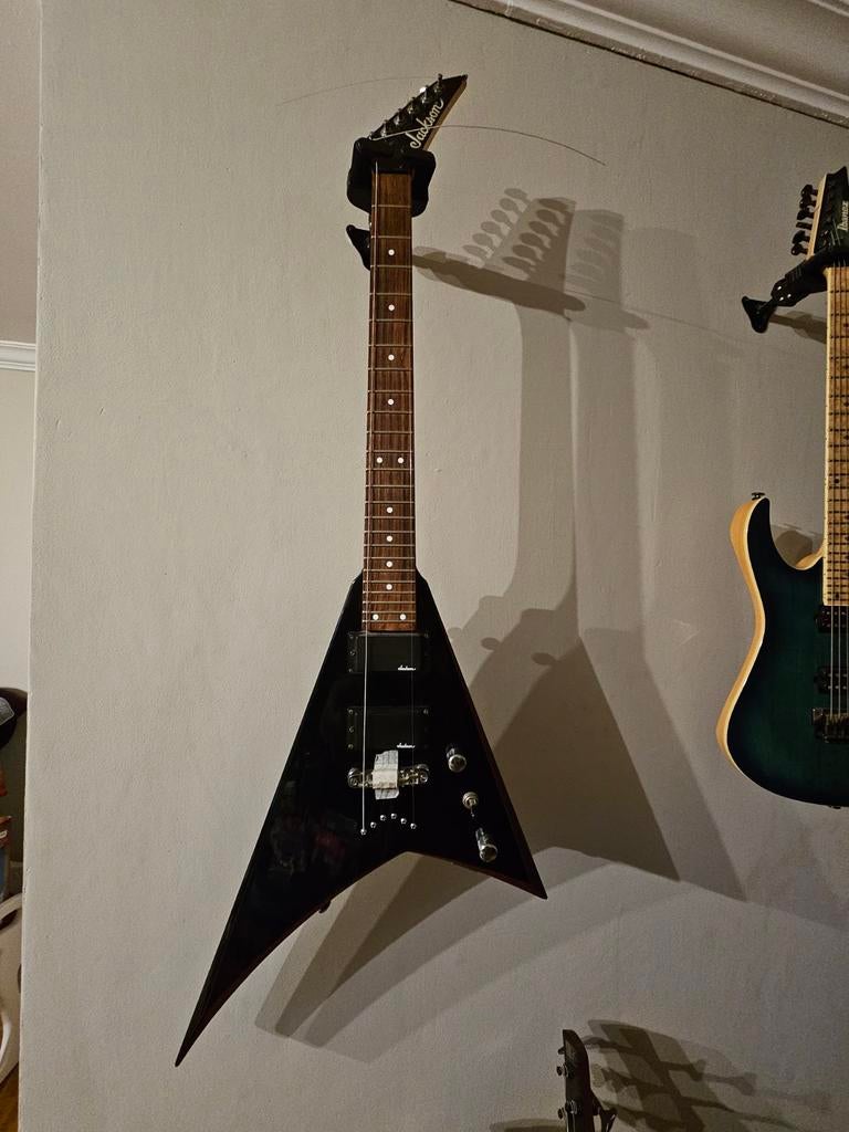 Jackson Rhoads JS32T, Musique & Instruments, Utilisé, Solid body, Autres marques